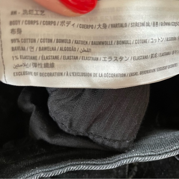 A&F Black Distressed Mom Jeans - Picture 4 of 6